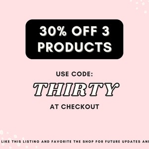 Może przedstawiać: R&oacute;żowe tło z białymi kropkami. Czarny prostokąt z białym tekstem: "30% OFF 3 PRODUCTS". Czarny tekst: "USE CODE: THIRTY AT CHECKOUT".