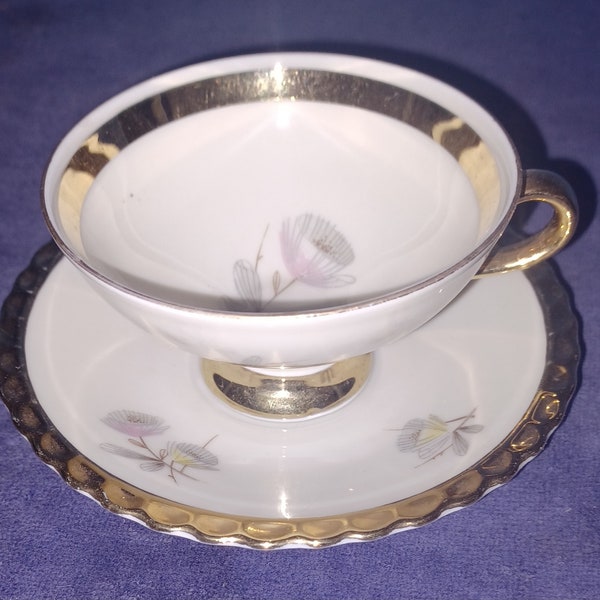 Winterling Marktleuthen Bavaria Demitasse Teacup and Saucer Free Shipping