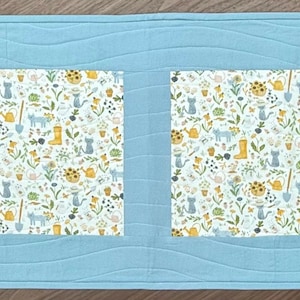 Spring Quilted Table Runner | Summer Table Runner | Quilted Runner | Table Topper |  Quilted Runner |Modern Table Runner | Handmade Gift
