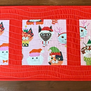 Christmas Cats Table Runner | Holiday Theme  Runner | Quilted Runner | Table Topper |  Quilted Runner | Modern Table Runner |Christmas Decor