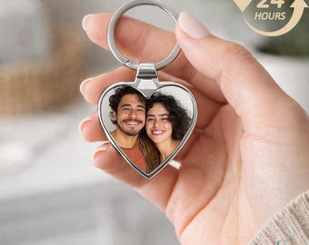 Personalized Photo Keychain | Custom Portrait from Your Picture | Gift for Couples | Family or Best Friend | Hand Drawn Illustration Keyring