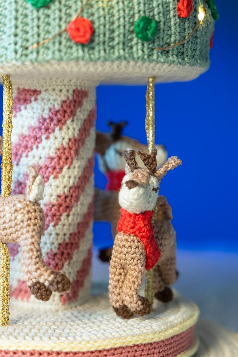 Christmas Carousel Crochet Pattern: Reindeer Amigurumi (PDF) - Etsy