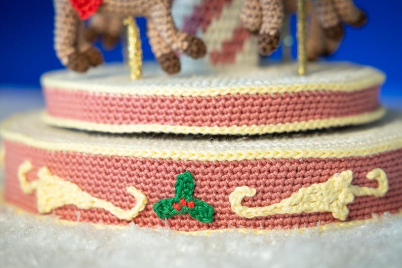 Christmas Carousel Crochet Pattern: Reindeer Amigurumi (PDF) - Etsy