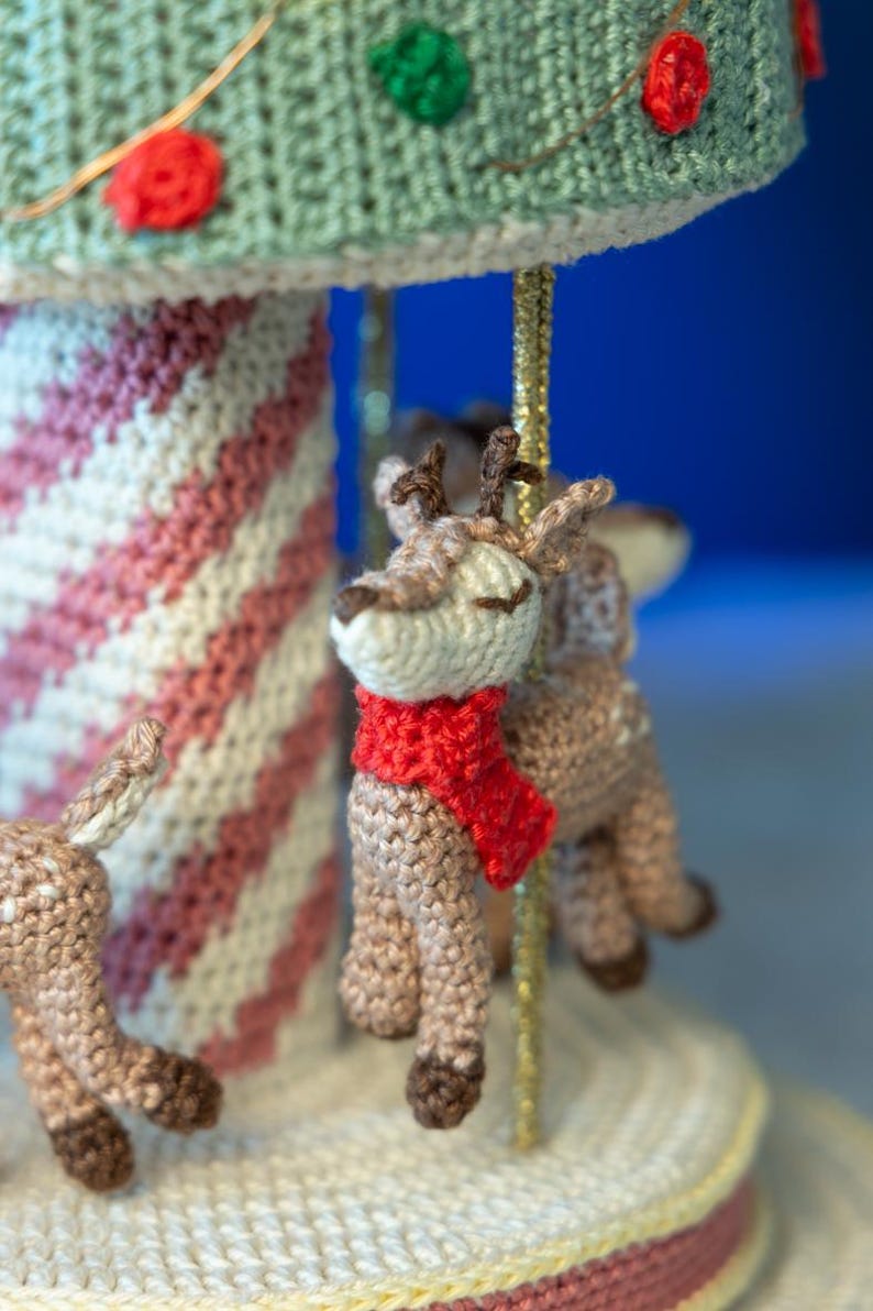 Christmas Carousel Crochet Pattern: Reindeer Amigurumi (PDF) - Etsy