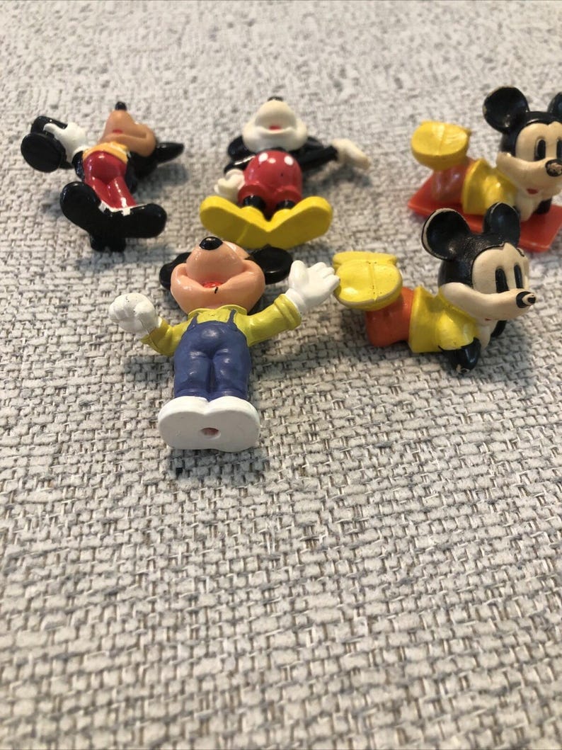 Lote de 5 figuras vintage de Mickey Mouse de Disney en PVC imagen 2