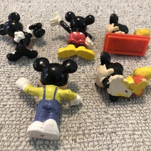 Lote de 5 figuras vintage de Mickey Mouse de Disney en PVC imagen 5