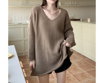 V Neck Pullover Loose Fit  Knit Sweater Women, Casual Knit Sweater with Long Sleeve, Hide Belly Oversized Knit Sweater Winter