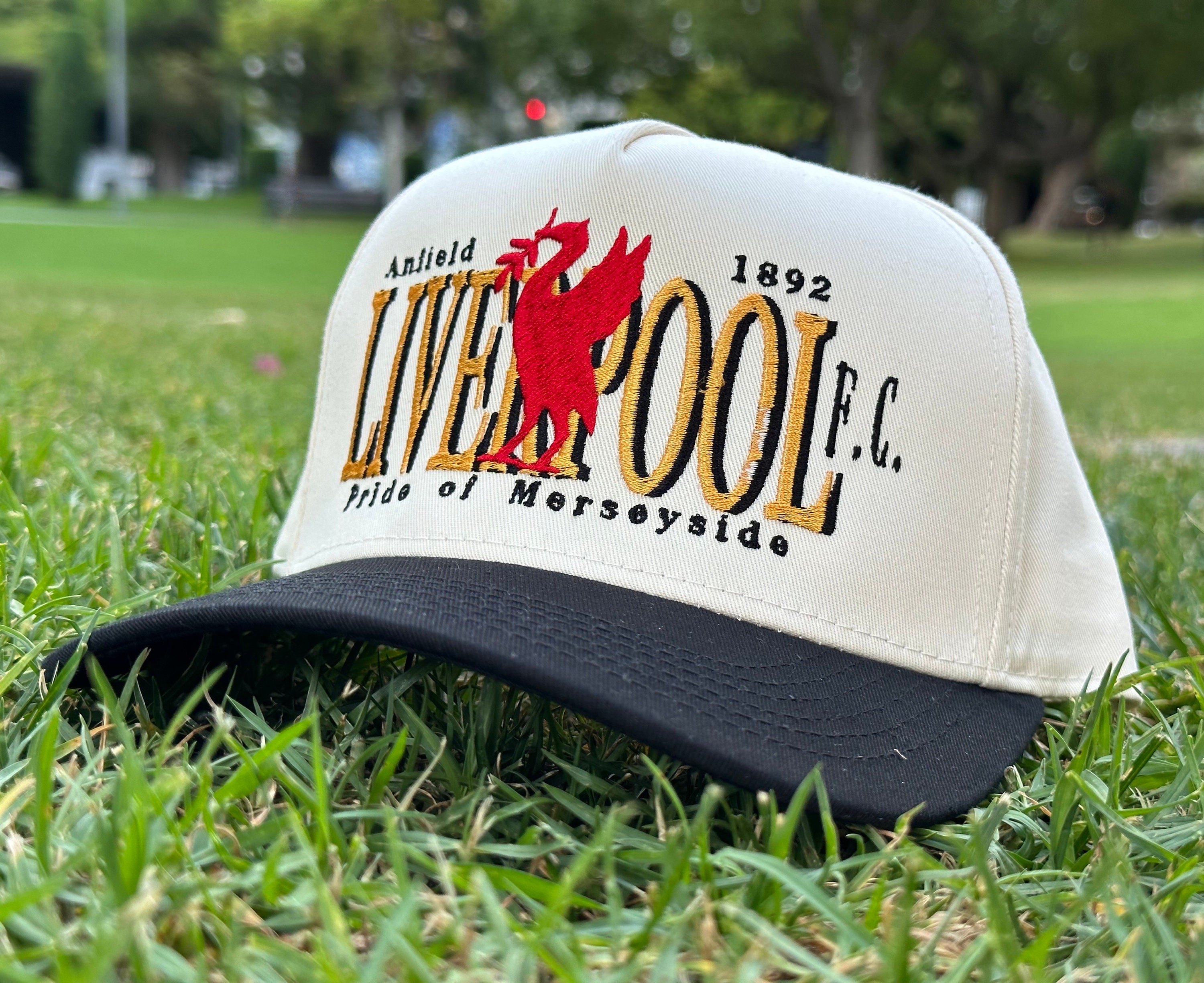 Liverpool fc on sale shop hats