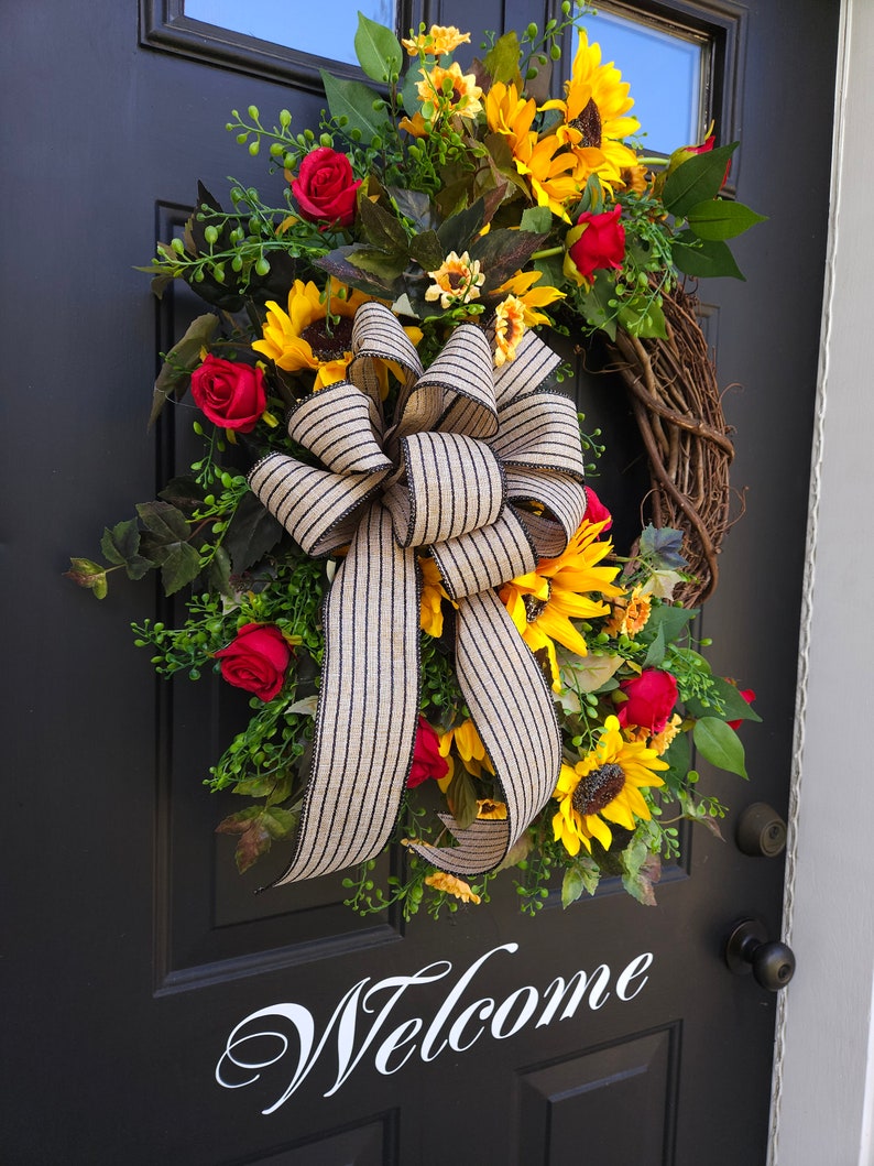 Fall sunflower wreath with red roses and black striped burlap bow sunflower wreath for front door sunflower decor indoor outdoor immagine 9