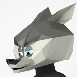 Polygonaler Wolf im Cartoon-Stil - Charismatisches Antihelden Design, Low Poly DIY Maskenvorlage