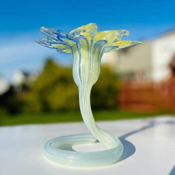 Vintage MCM Blown Art Glass Centerpiece Flower Sculpture