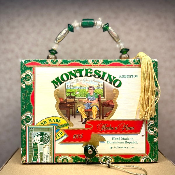 Handmade Vintage 1980s Wooden Montesino Robustos Cigar Box Purse | Gift for Cigar Smoker | Cigar Case