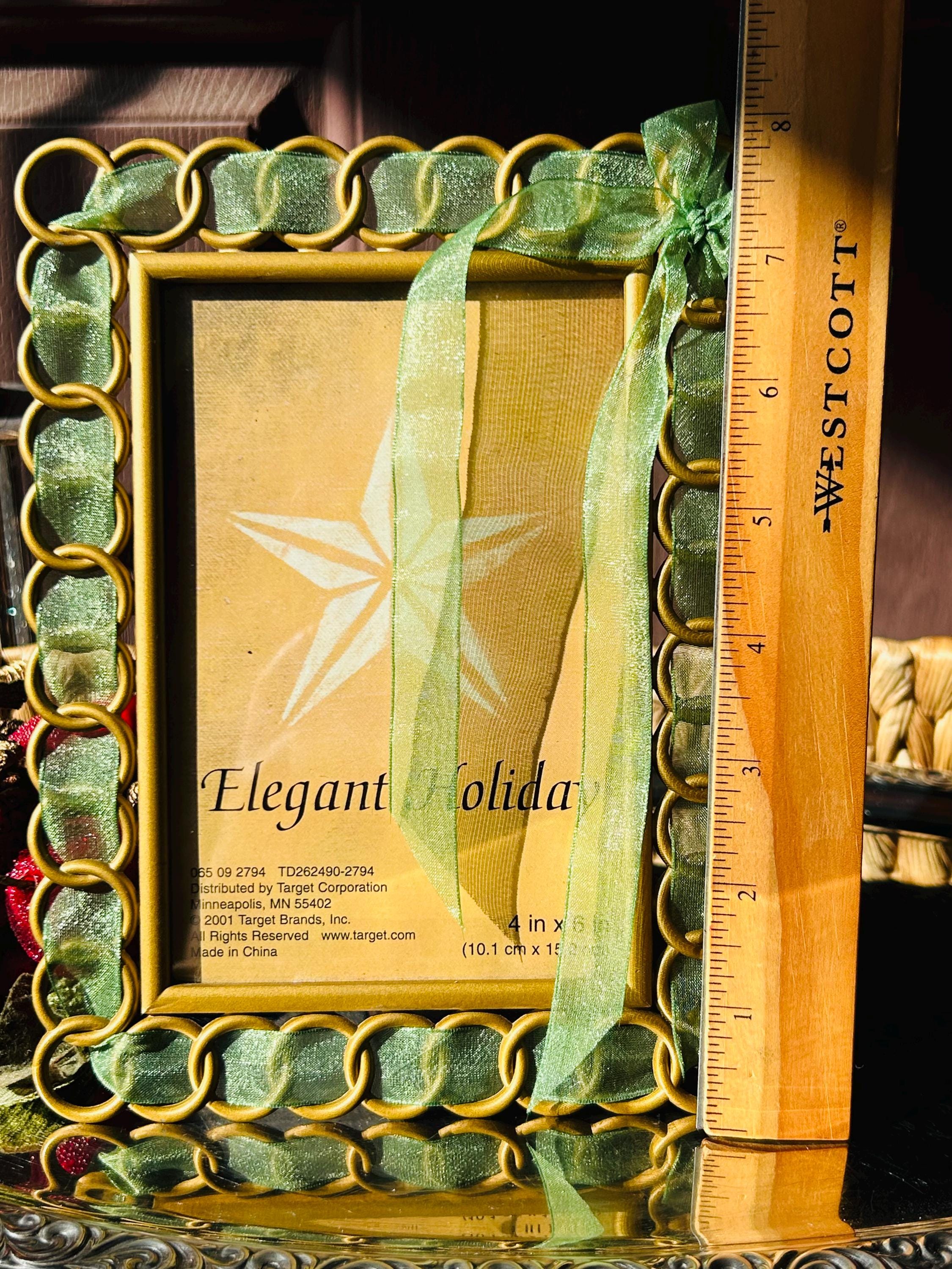 Vintage Elegant Holiday Metal Picture Frame 2001, Gold Looped