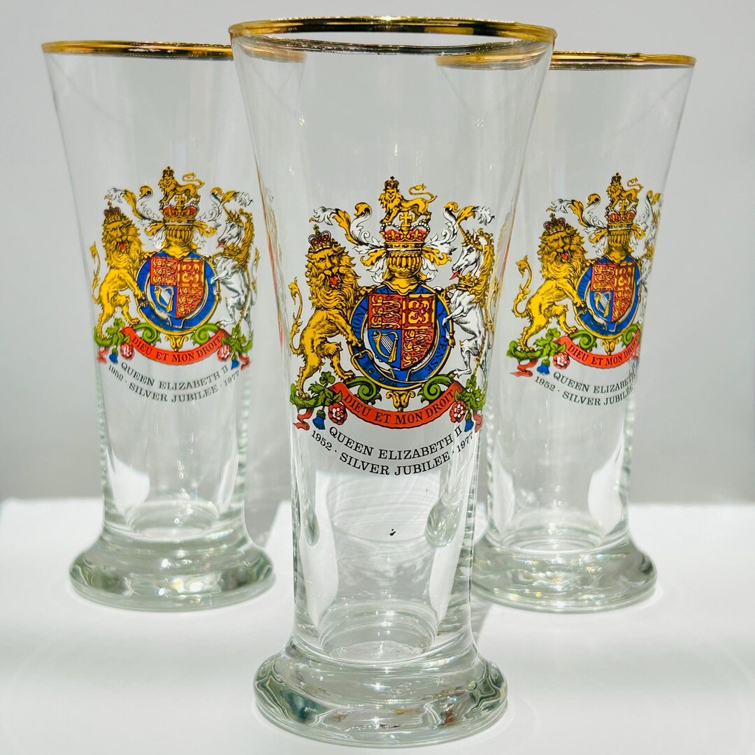 Vintage Queen Elizabeth II Silver Jubilee Tulip Glass - Royal
