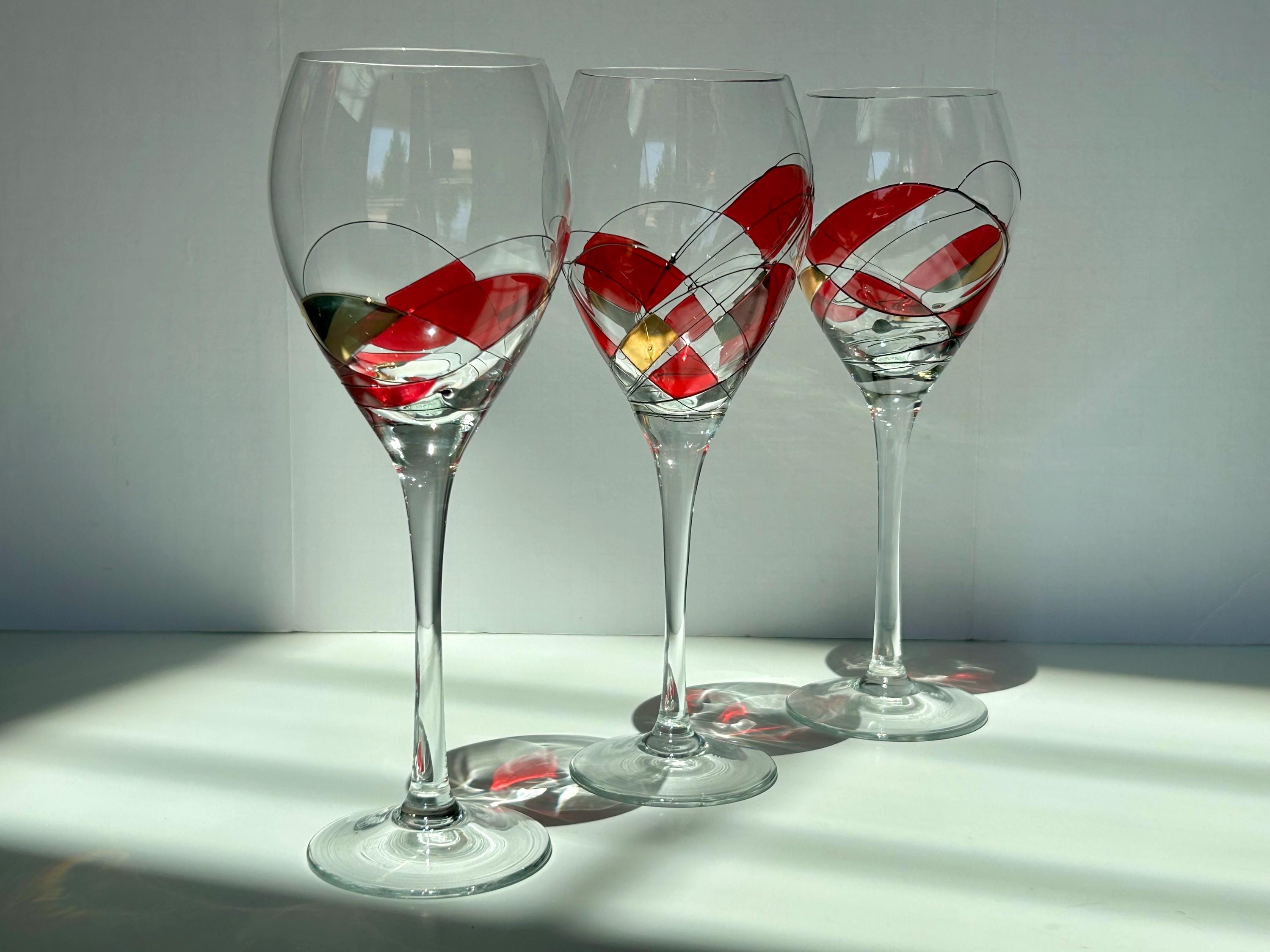 Hand Painted Wine Glass: Bezrat 10" Tall, 16oz - Milan Cathedral Inspired -  Etsy