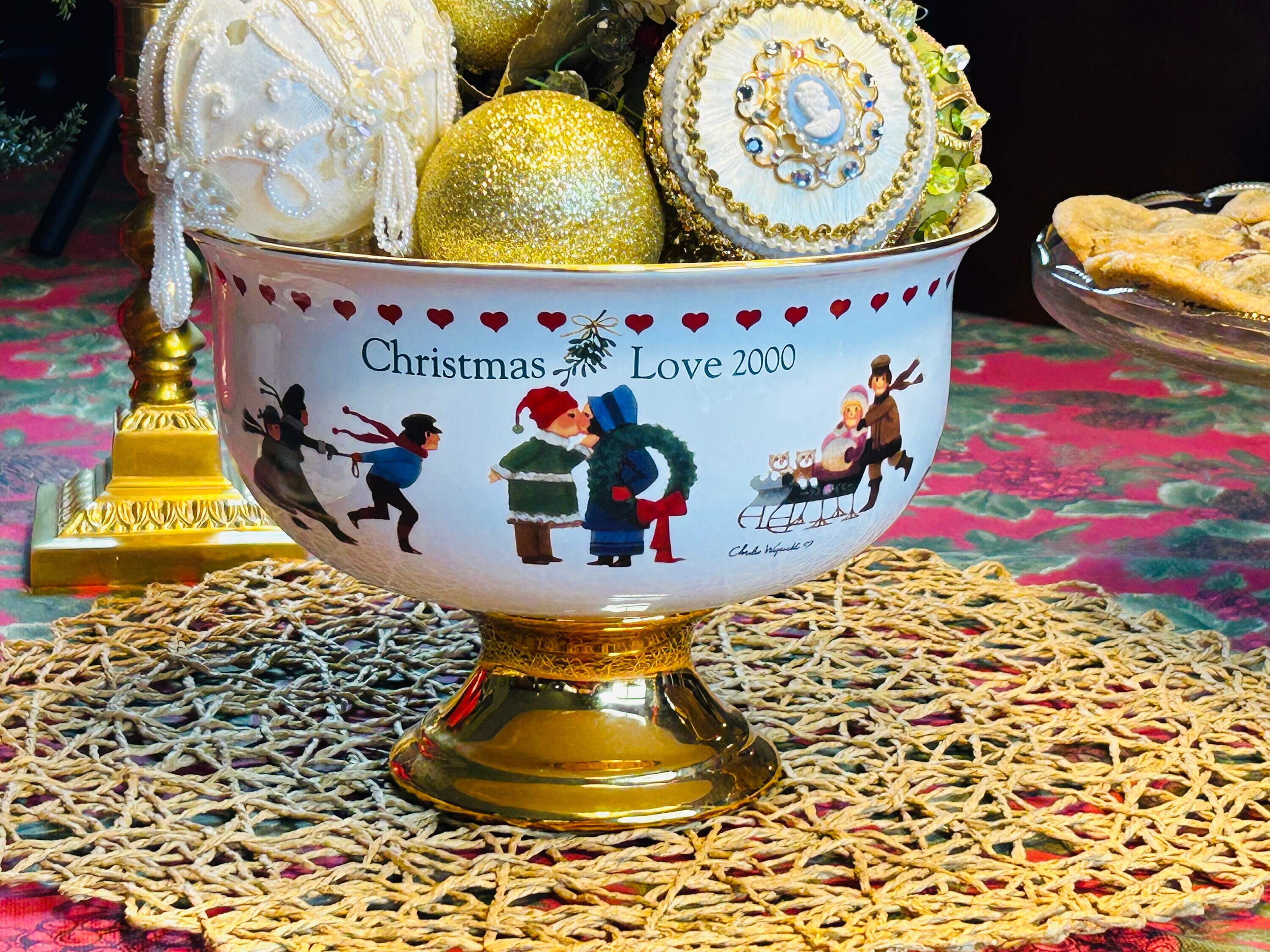 食器   Christmas2008 Vintage Charles Wysocki Teleflora Christmas Love 2000 Porcelain