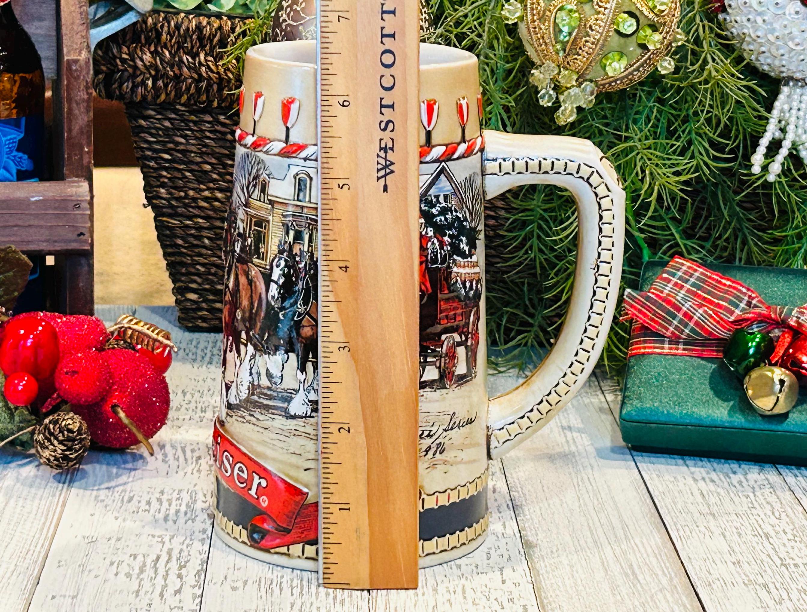 記念ビール　(ヴィンテージ1986年) Vintage 1986 Budweiser Holiday Beer Stein Mug Handcrafted by