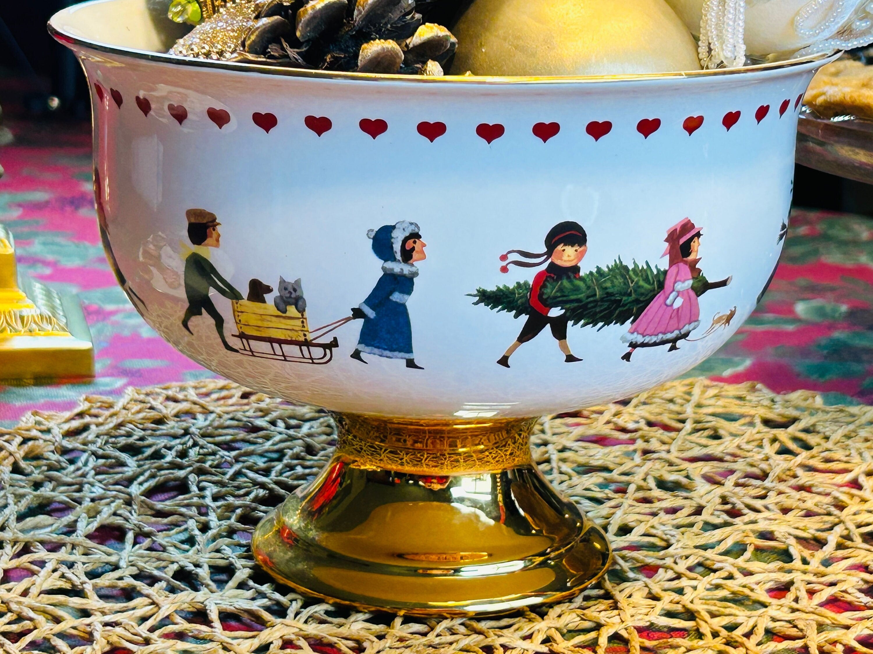 Vintage Charles Wysocki Teleflora Christmas Love 2000 Porcelain