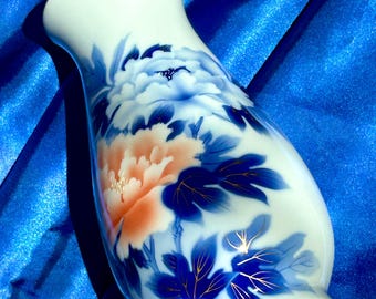 Antique Fukagawa Arita Porcelain Vase | Hand-painted Blue & White