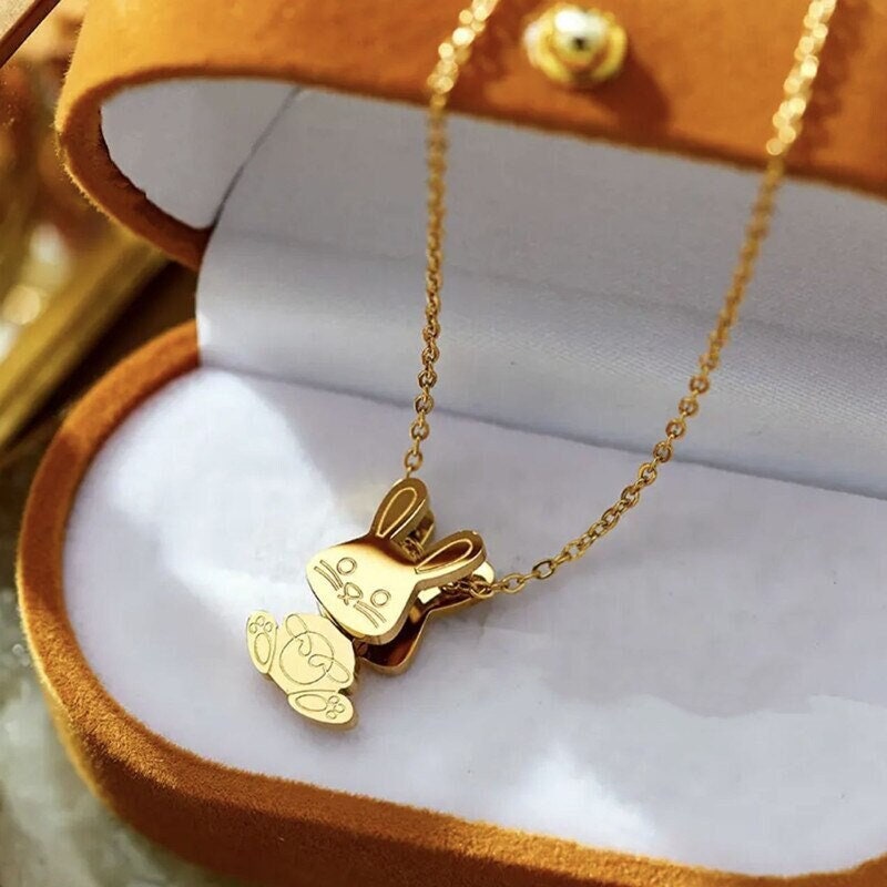 Cute gold pendants sale