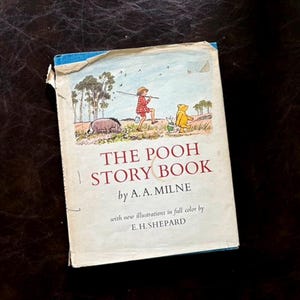 Vintage 1965 &#39;The Pooh Story Book&#39; by A.A. Milne New Illustrations in Full Color by E.H. Shepard Hardcover with Dust Jacket