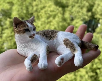 Pet sculptures, pet souvenirs, custom pet wedding cakes, animal sculptures, custom pets, cat lovers, wedding cake decorations, cat statues