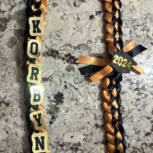 Custom Ribbon Lei With Graduate&#39;s Name, Two Color Ribbon Lei, Graduation Lei