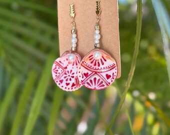 Handbemalte Muschel Ohrringe, Handbemalte Küsten Ohrringe, Küstenschmuck, Florida Schmuck, Strand Ohrringe, Muschel Schmuck