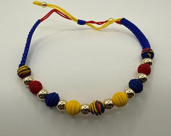 18k Gold Plated Colombia Handmade Bracelet. Pulsera balines baño de oro 18K.  Ajustable. Adjustable.