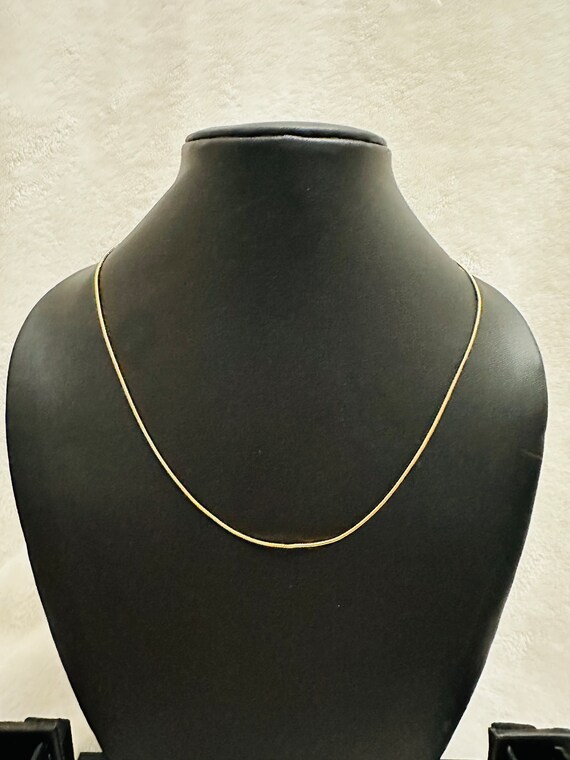 Fashionable gold deals chains
