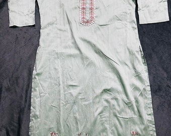 Indian kurti/silk kurti/embroidered kurti for women/ready to wear kurti for girls size(Medium)
