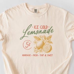 Ice Cold Lemonade, Retro Fruit Stand Ad, Comfort Colors® Shirt,Vintage Graphic Tee,farmer&#39;s market,summer,farmhouse,drink,summer, 2503-090