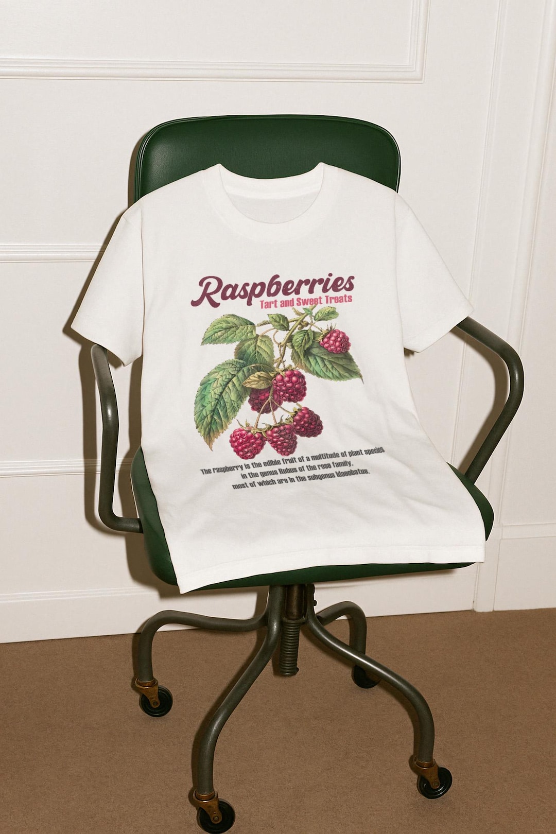 White And Raspberry Color Shirt Raspberries Tart Sweet Treats,vintage Fruit Commercial Label,comfort ...