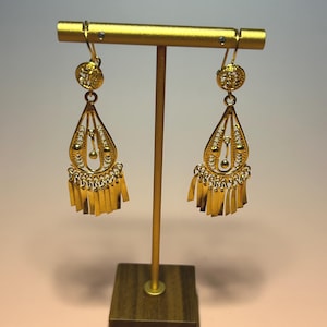 Mexican Gold Filigree Dangle Earrings: Artisan Crafted Oaxaca Jewelry
