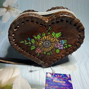 Heart Shape Leather Wrist Strap Purse, Handmade in Mexico, Mexican Artisanal Wristlet, Hand Painted Leather Purse, Unique Birthday Gift