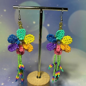 Handmade Huichol Flower Earrings: Mexican Beaded Jewelry