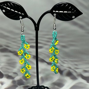 Flower Chaquira Earrings, Huichol Jewelry, Mexican Jewelry, Beaded Jewelry, Artisan Jewelry, Handmade, Birthday Gift, Women&#39;s Jewelry