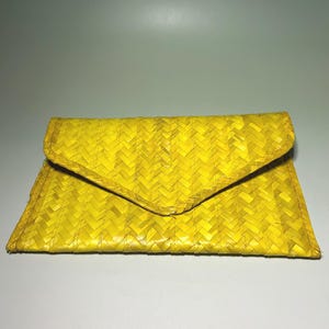 Cartera de hoja de palma natural, hecha a mano, hecha a mano, hecha a mano, con cierre magnético, de paja, un regalo único para ella