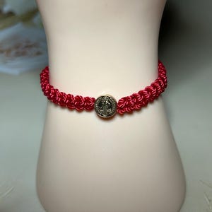 Bracelet Saint Benoît fait main : bijoux de protection religieux