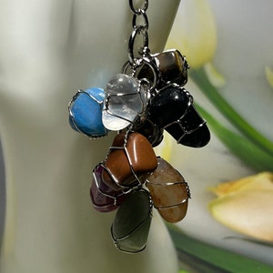Llaveros de cuarzo, hechos a mano, joyería artesanal, llaveros de mochila, llaveros de cartera, regalos de cumpleaños