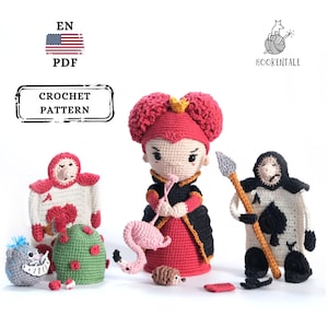 Könnte beinhalten: Eine Sammlung von Häkelmustern mit Charakteren aus Alice im Wunderland. Zu den Charakteren gehören die Herzkönigin, ein Flamingo, ein Igel und die Grinsekatze. Die Muster sind im PDF-Format erhältlich.