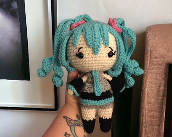 crochet Hatsune Miku doll