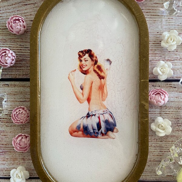 Bandeja pinup, decoración de arte pinup vintage, bandeja pinup retro, pinup de la vieja escuela, bandeja de baratijas retro glamurosa, plato de dulces, plato de dulces retro, corista