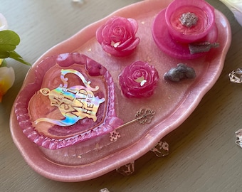 Alice in wonderland resin tray, Glam tray, elegant tray, fantasy Art, whimsical decor, pink room decor, tea time tray, girly room decor