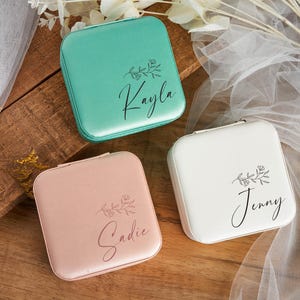 Personalisierte Brautjungfer Schmuck Reisebox, Brautjungfer Geschenke, Geschenk für sie, Muttertagsgeschenk, Geschenk für Brautparty, Geschenk für die Brautjungfer Bild 10