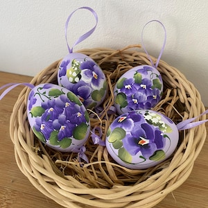 Flowers, Violet, Daffodil - Unique Egg Art - Perfect for Easter an Beyond! Handmade Slavic Egg-Easter Decorations Kraslice & Pysanky