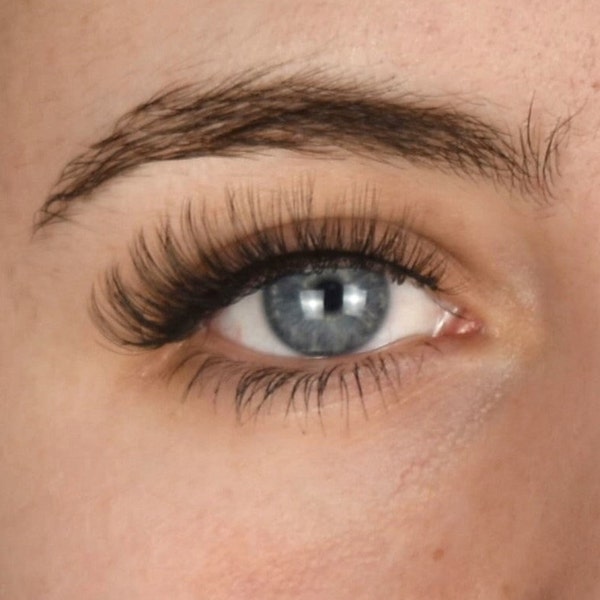 Natural Style 3D Faux Mink Strip Lashes with 2ML Strong Lash Glue Included