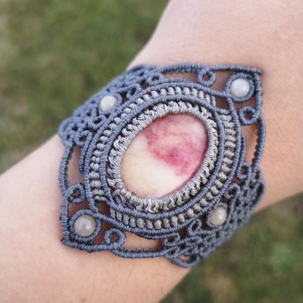 Makramee Armband mit Edelstein, Rhodochrosite Armband mit Quarz - Perlen, viktorianischer Schmuck