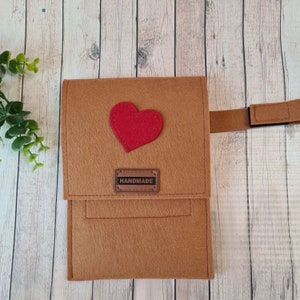 Handytasche beige  zum Anhängen mit integriertem Geldfach, Smartphone Tasche aus Filz, Handyhülle bayrisch