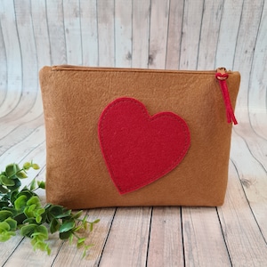 Kosmetiktasche Filz, Krimskramstäschchen, Schminktasche ,kleines Täschchen für die Tasche, Clutch, Dirndltasche